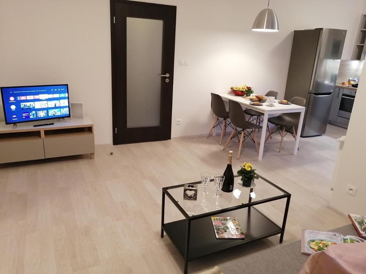 Prima Family Apartments Прага Экстерьер фото